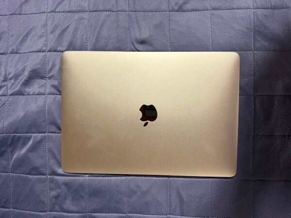 MacBook pro 13インチ Apple 2016年モデル