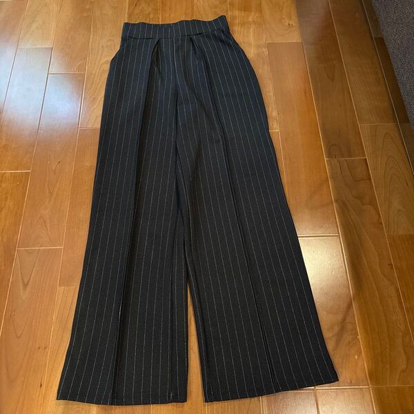 H&M ストライプ ワイドパンツ レディース ダークグレー