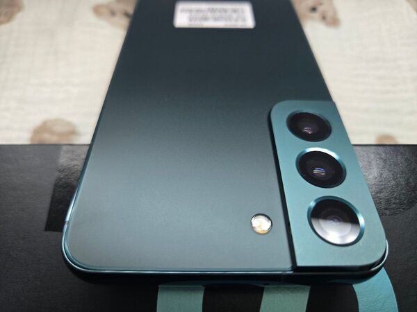 SAMSUNG Galaxy S22 グリーン 256g 香港版 デュアルSIM対応 SIMフリー カメラシャッター音なし