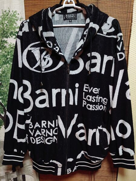 BARNI VARNO BARNIVARNO パイル パーカー 3L 美品 BV
