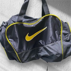 NIKE バッグ スポーツバッグ ボストンバッグ ショルダーバッグ トラベルバッグ ナイキ 大容量 イエロー 黄色