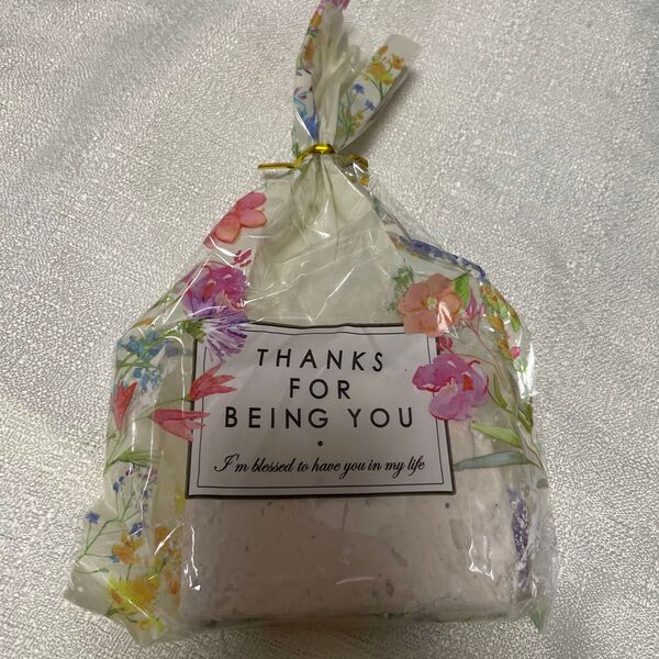 LUSH ソープ スノータフィー 100g 石鹸 ラッシュ