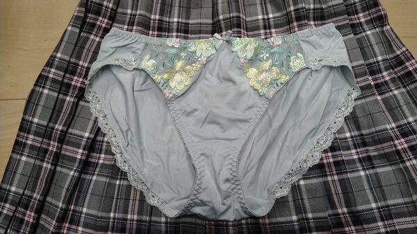【未使用品】トリンプ Triumph レギュラー ショーツ Hikini グリーン Lサイズ