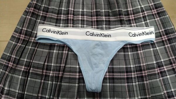【未使用品】カルバンクライン ショーツ Tバック 薄ブルー Sサイズ Calvin Klein