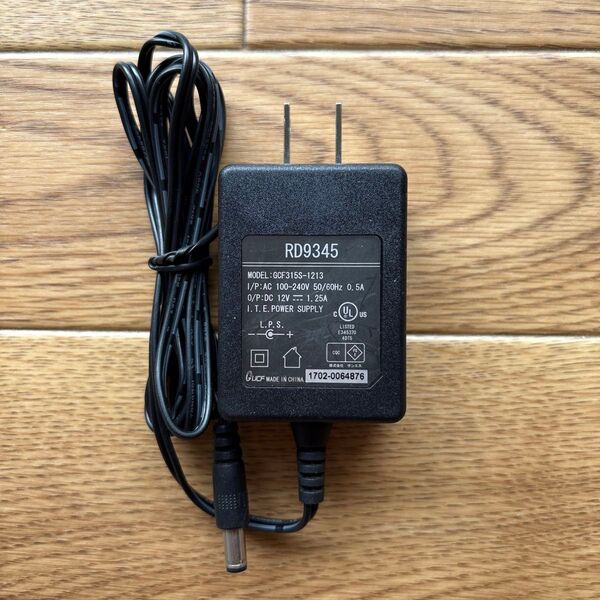 サンエス 空調服用バッテリー充電電機 ACアダプター RD9345 GCF315S-1213