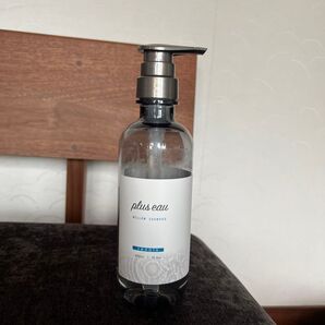 プリュスオー plus eau シャンプー 残量388g(容器込)