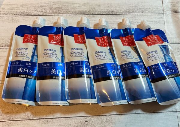 アクアレーベル ホワイトケア ローション M(みずみずしいしっとりタイプ) (詰め替え用) 180ml ×6本セット