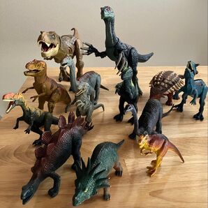 ジュラシックワールド 恐竜 フィギュア まとめ売り
