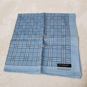 BURBERRY 水色 チェック柄 ハンカチ ポケットチーフ 大判 ノバチェック バーバリー