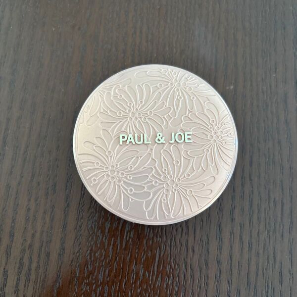 PAUL&JOE フェイスパウダー ケース