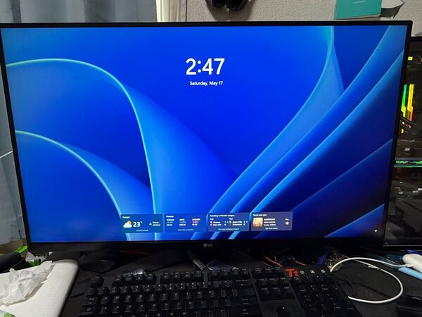 LGモニター 32GK850F-B QHD 144Hz ゲーミングモニター