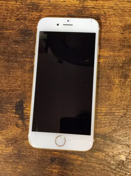 iPhone 6 ゴールド 64GB 本体 Apple 充電ケーブル付き