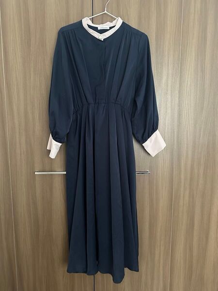 natural couture ナチュラルクチュール パール釦ワンピース/紺色 ネイビー NICE CLAUP