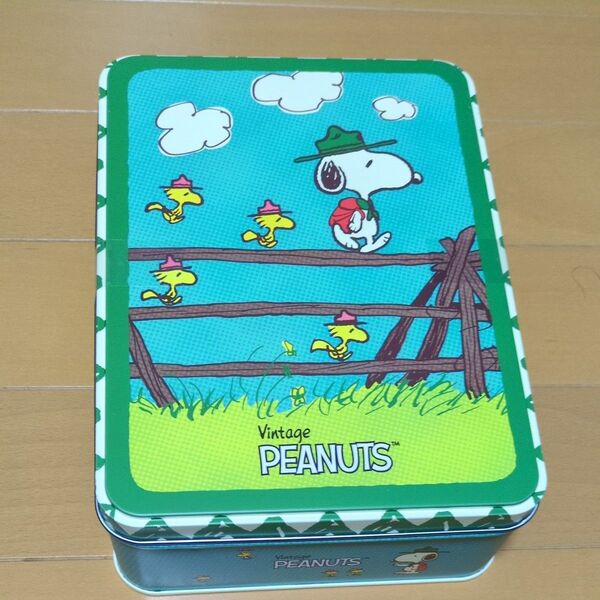 【未開封】シュガーバターの木 PEANUTS スヌーピー ヴィンテージ 缶 ショッパー付き