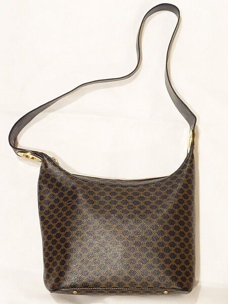 CELINE セリーヌ ワンショルダーバッグ マカダム柄 サークルロゴ ゴールド金具 レディース ブラック 黒