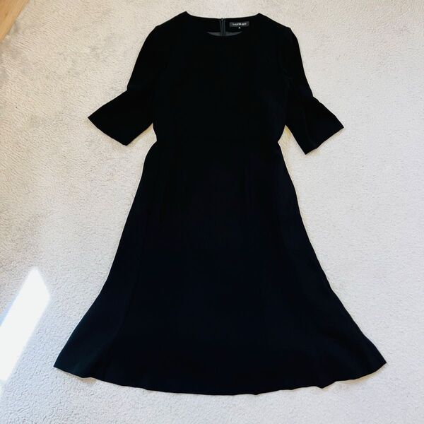 東京ソワール LILYBURN 13号 喪服 ワンピース 半袖 黒 ブラック