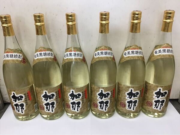 【奄美黒糖焼酎】 ★★ 加那 ★★ 1.8L 30度 1ケース (6本入)