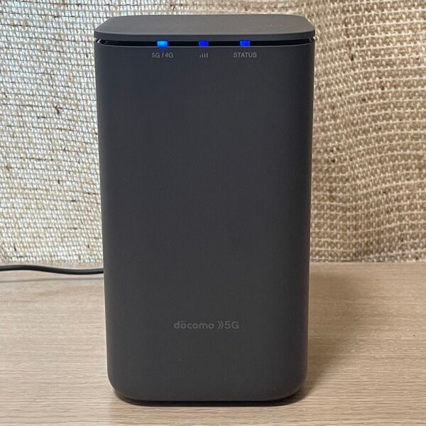 docomo HR01 home5g Wi-Fiルーター