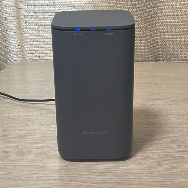 docomo HR01 home5g Wi-Fiルーター