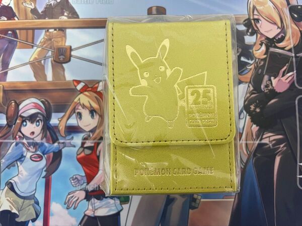 《サプライ ポケモンカード》25TH ANNIVERSARY GOLDEN BOX 合皮製デッキケース