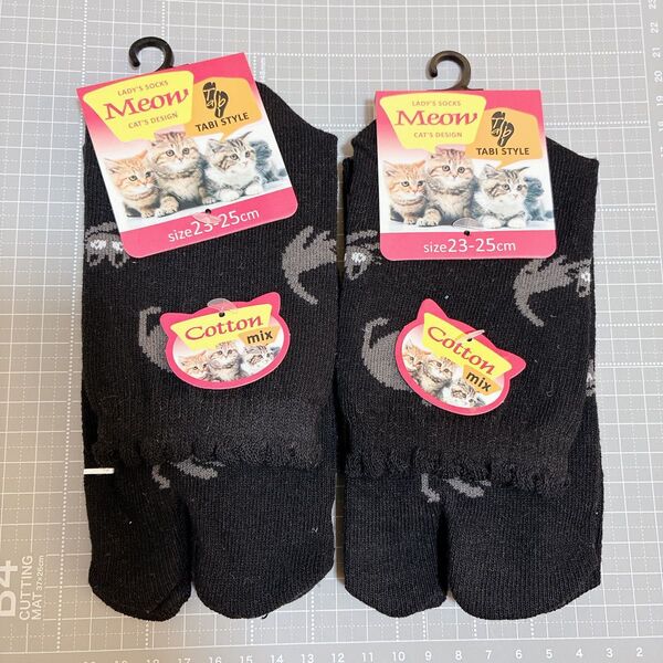 新品 綿混 可愛い 猫柄 靴下 ソックス ショート丈 クルーソックス 黒色 ブラック ねこ ネコ2足セット まとめ売り レディース