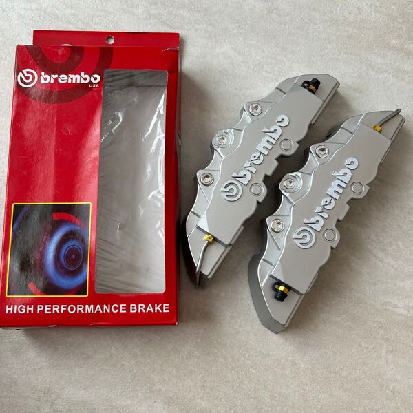 Brembo ブレーキキャリパーカバー シルバー 2個セット 未使用