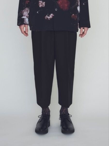 LAD MUSICIAN タック クロップドパンツ