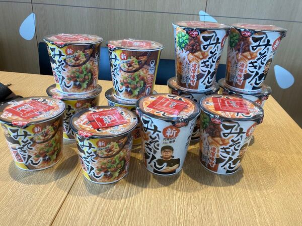 日清食品 みそきん 12個 まとめ売り カップ麺 ラーメン