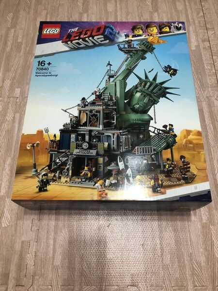 新品未開封 LEGO 70840 LEGOムービー2 ボロボロシティへようこそ