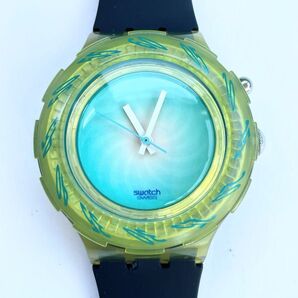 Swatch スウォッチ Loomi 腕時計