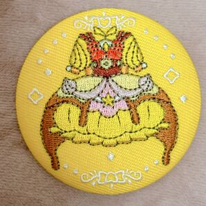 魔法つかいプリキュア 刺繍衣装缶バッジ マジカル トパーズスタイル