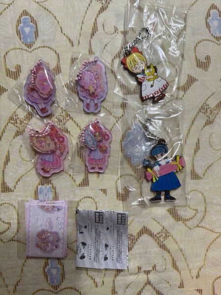 6点 flowery holiday レイヤード アクリルキーホルダー りぼん カプセルラバーマスコット ガチャ ママレードボーイ
