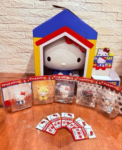 サンリオ ハッピーくじ ハローキティ50周年 おすわりフィギュア ラスト賞 A賞 新品未開封 在庫1点しかない商品もございます