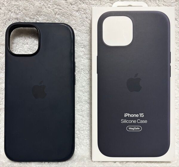 Apple iPhone15 シリコーンケース Silicone Case