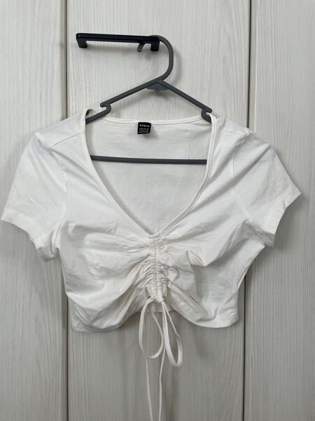 SHEIN クロップド丈トップス ホワイト ショートトップス