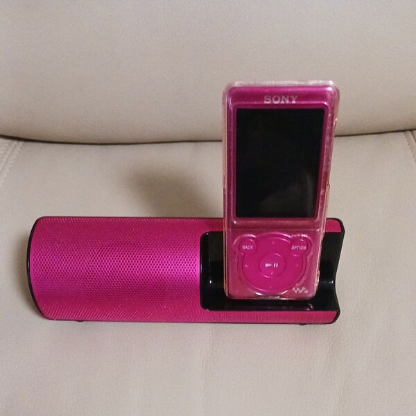 SONY スピーカー RDP-NW119& ウォークマン NW-S774 ピンク写真の15番目Mayukoの刻印入ってます。