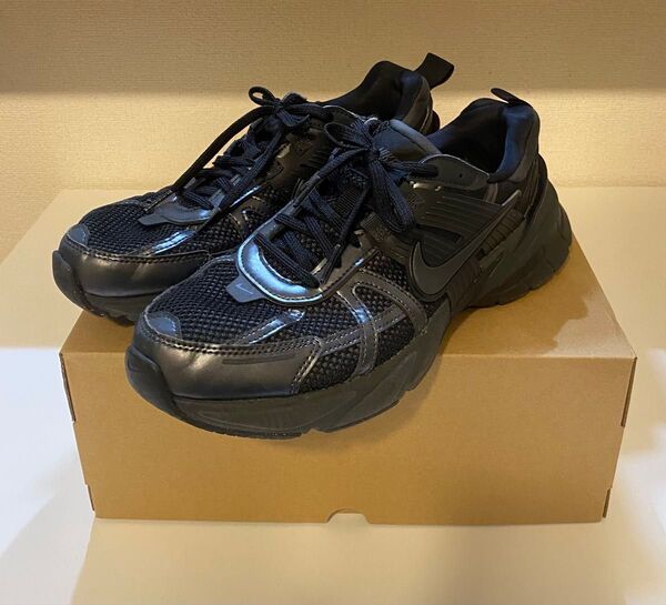 NIKE ナイキ V2K RUN /27.5cm ブラック