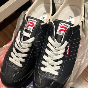 1足限定 早い者勝ち 新品 未使用 パトリック レザースニーカー マラソン 人気 ネイビー 43サイズ 本革 PATRICK