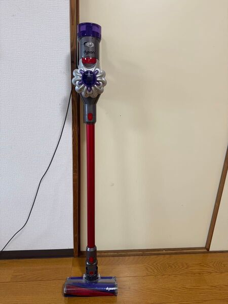 DYSON ダイソン V8 コードレスクリーナー SV25 レッド 赤