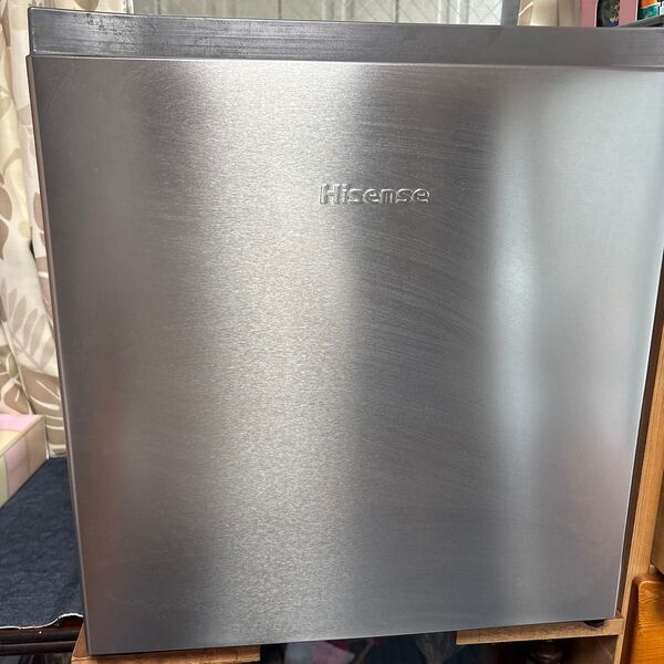 冷蔵庫 右開きタイプ 小型 1ドアHisense