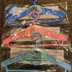 アサヒ飲料 アンパンマンコラボ!キッズハンガー 3種 3個