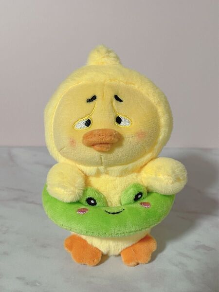 新品アップセットダック(レプリカ)カエルぬいぐるみチャーム キーホルダー ぬいぐるみ