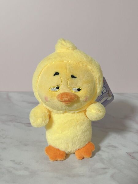 新品アップセットダック(レプリカ)ハチぬいぐるみチャーム キーホルダー ぬいぐるみ