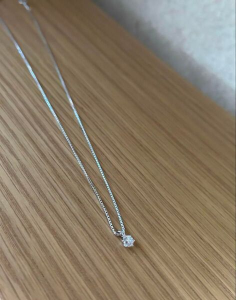 ダイヤのネックレス ダイヤpt850 刻印 4g 043