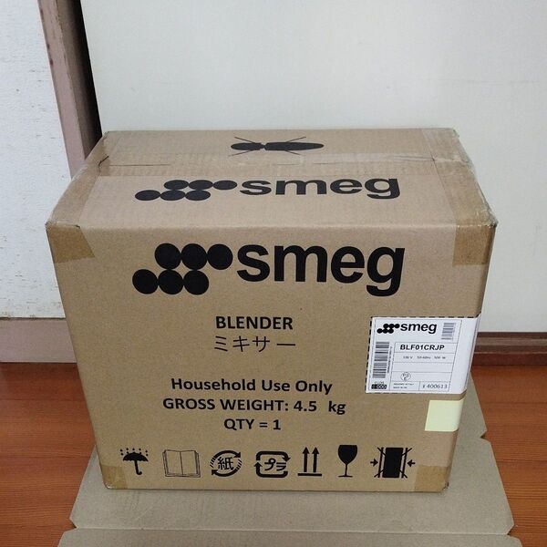 新品 BLF01CRJP Cream SMEG ミキサーフードプロセッサー