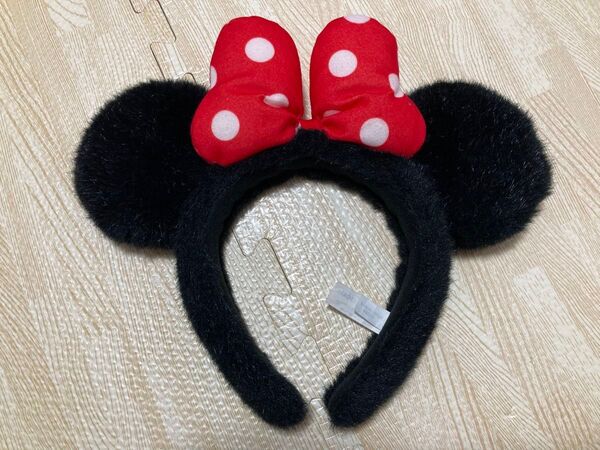 ディズニー カチューシャ ミニーマウス