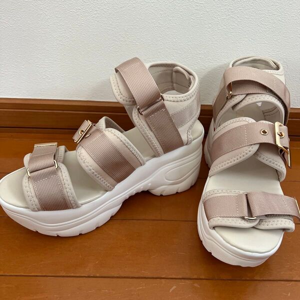 FUN 未使用 厚底 スポサン サンダル バックル ベージュ XL 美脚 脚長 プラットフォーム ウェッジソール