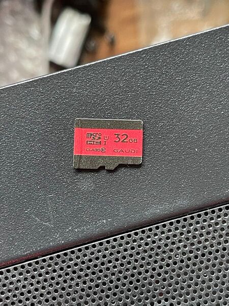 ジャンク microSDカード 32GB CLASS10 UHS-I