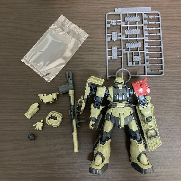 ガンプラ HG 無識別型ザクⅡ ルショーン機 復讐のレクイエム