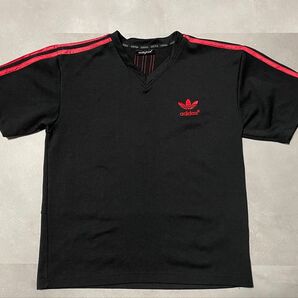 adidas Tシャツ